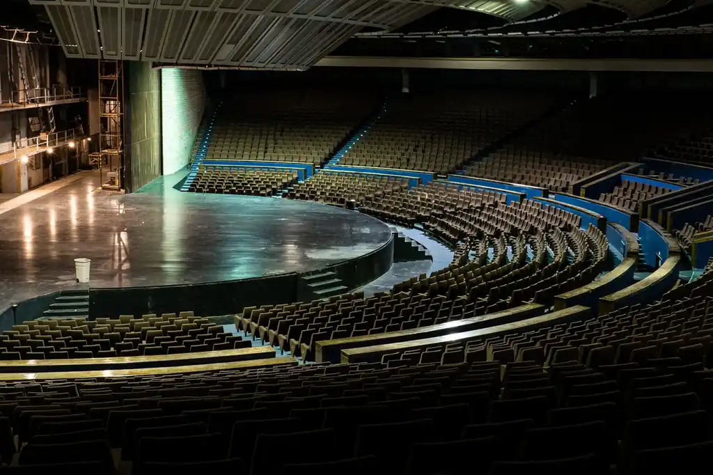 Entertainment venue at Elvorohotel Retreat