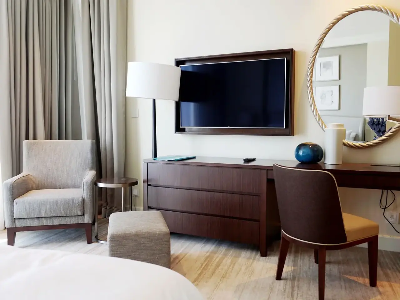 The Garrison Corner Suite